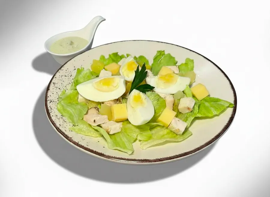 Салат "Курица с ананасами"